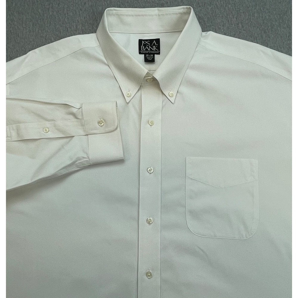 Jos A bank Shirt Mens 18.5 - 35 White 100% Cotton Travelers Button-Down